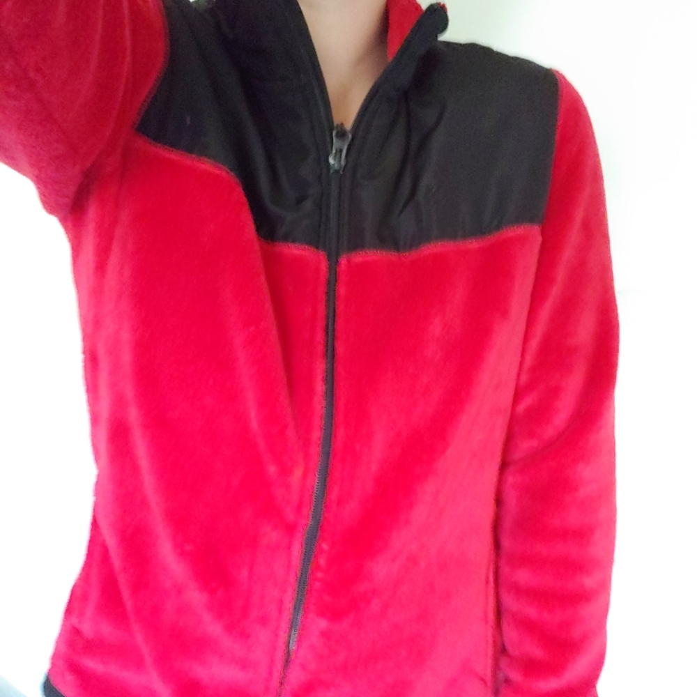 Danskin fuzzy red zip up